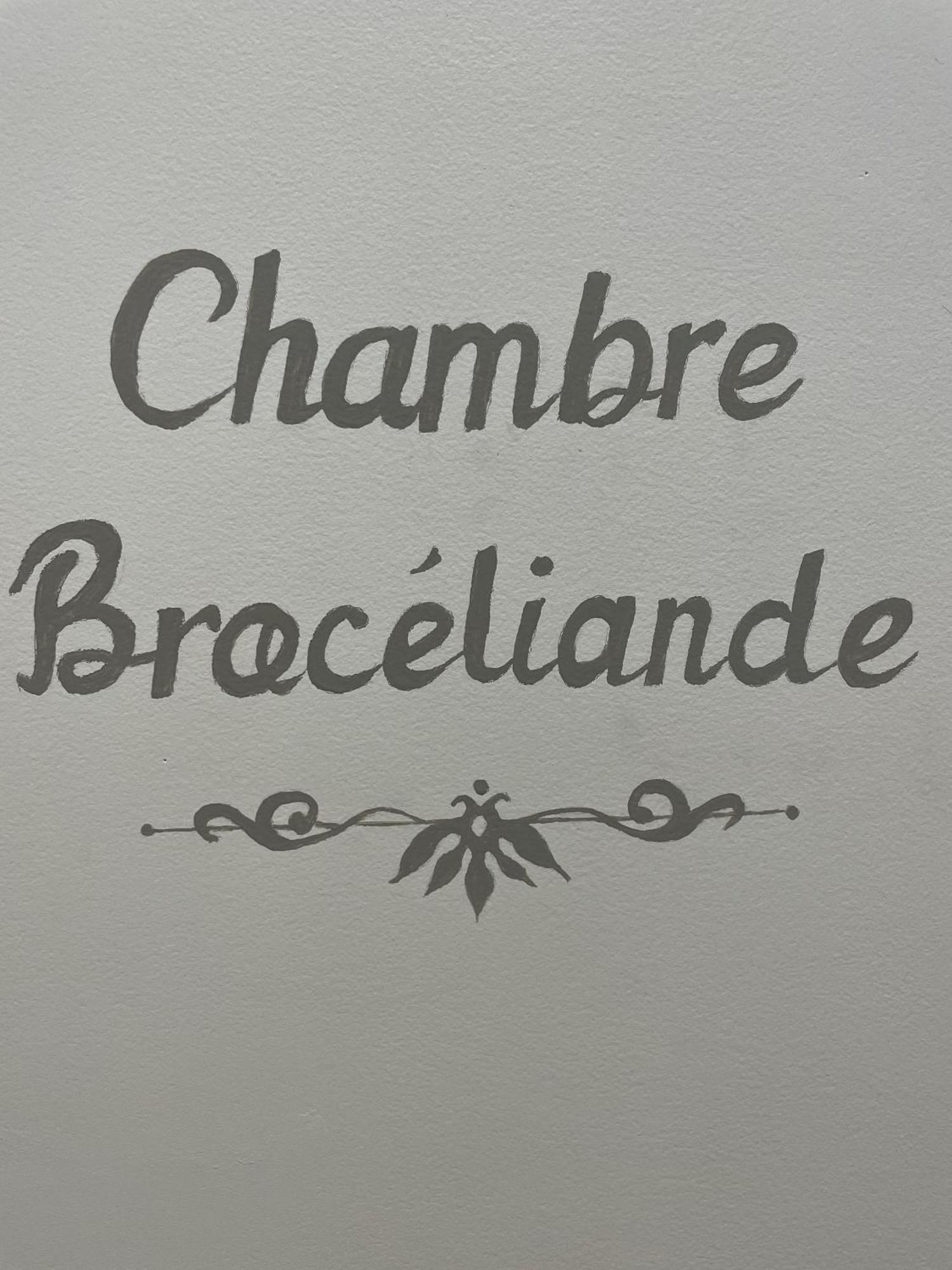 Le Pas Du Faon Bed and Breakfast Caudan Kamer foto