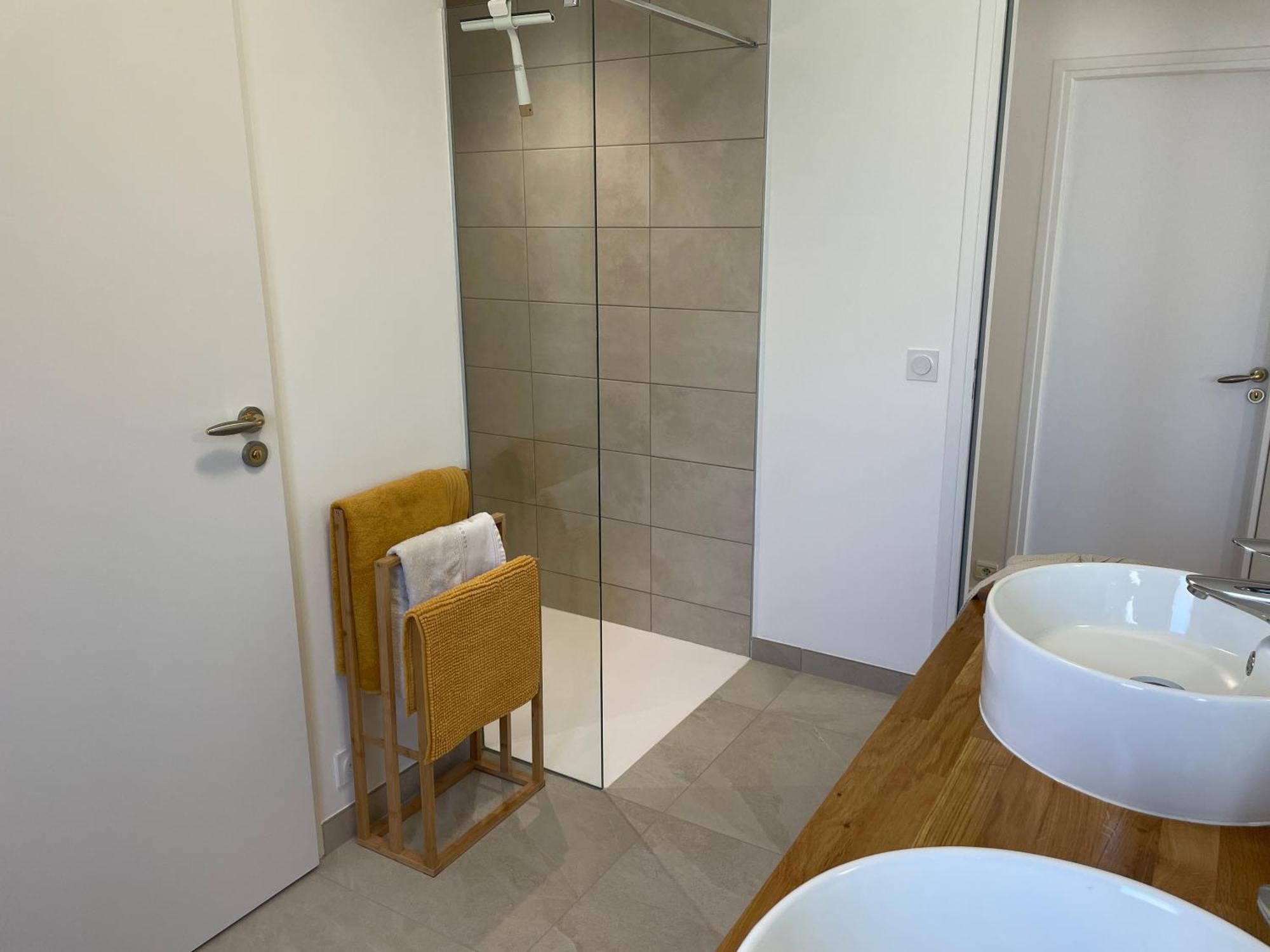 Le Pas Du Faon Bed and Breakfast Caudan Buitenkant foto