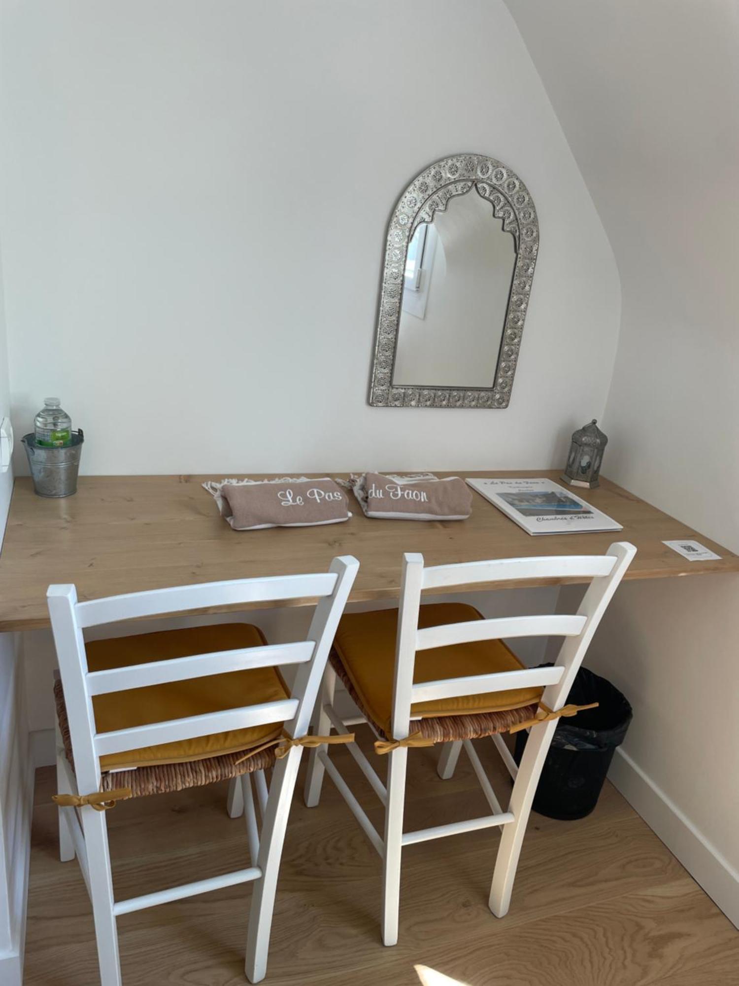 Le Pas Du Faon Bed and Breakfast Caudan Buitenkant foto